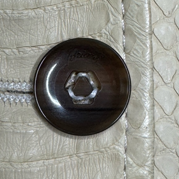 Brioni Women’s Python Leather Jacket – Exotic Elegance & Italian Craftsmanship - Picture 5 of 8